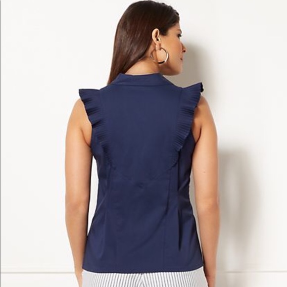 Eva Mendes Collection Kaitlin Pleated Poplin Shirt - Picture 2 of 8